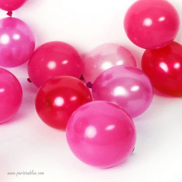 Maxi lot de 18 ballons nacre dégradé de rose et rouge
